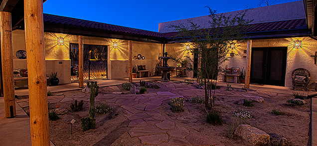 Cat Mountain Lodge courtyard at night